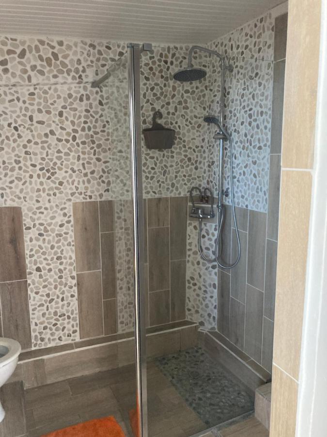 Apartamento Carambole Trois-Rivières Exterior foto